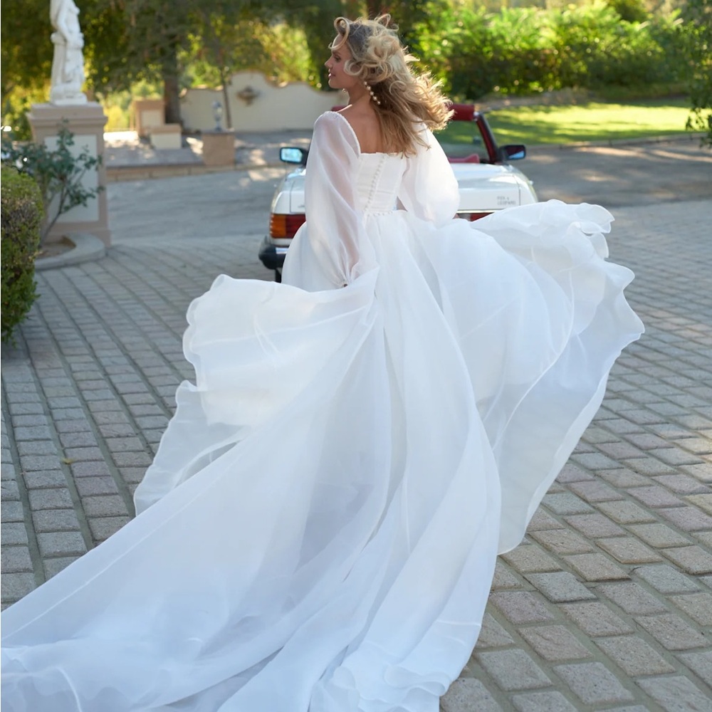 Selkie Ivory Queen of Angels Gown